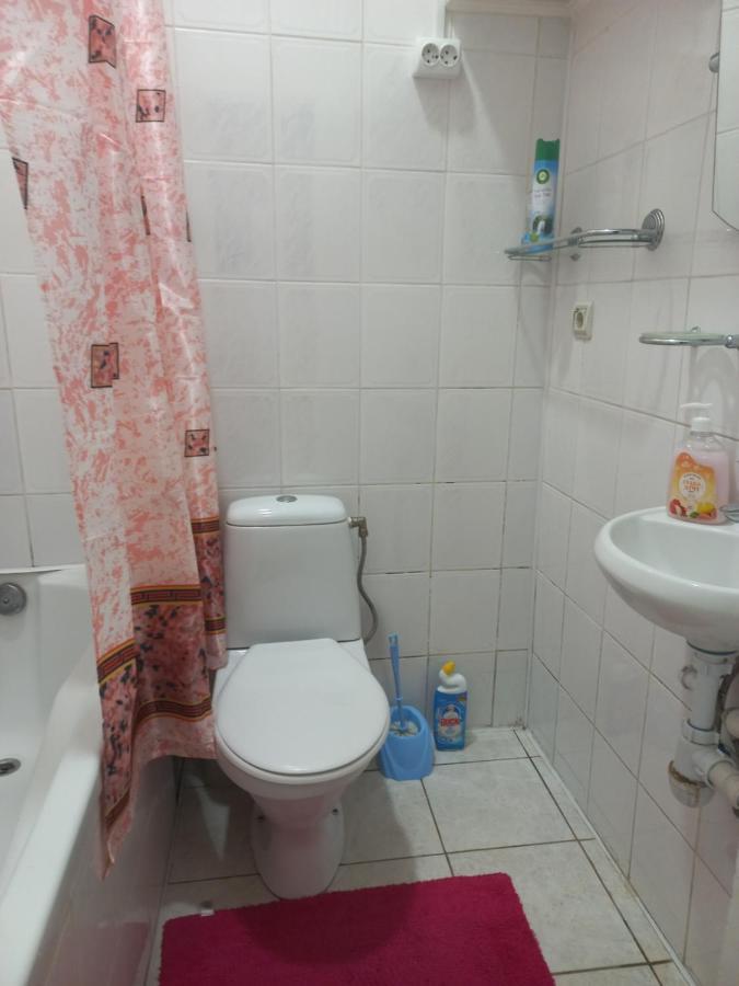 Затишна Оселя Apartment ลวีฟ ภายนอก รูปภาพ